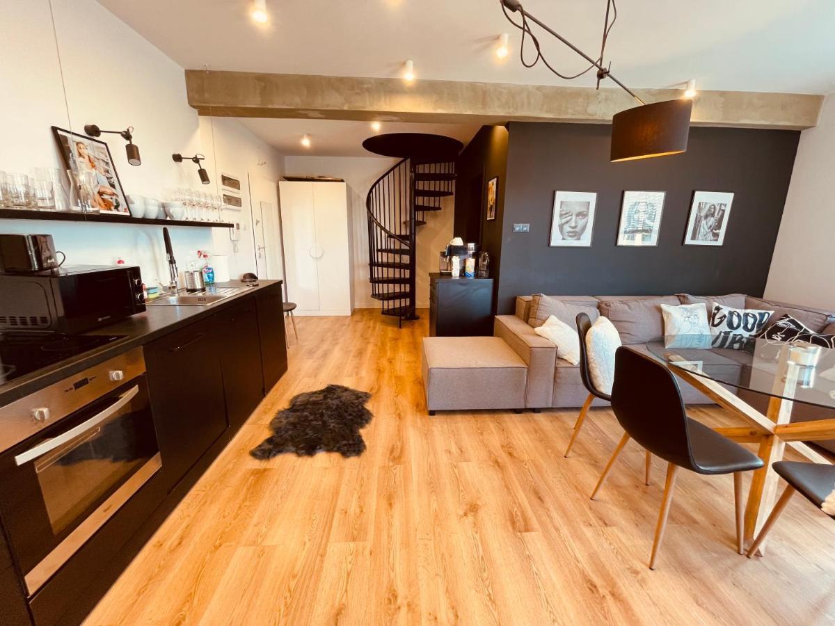 Apartamenty Ktw Penthouse Z Tarasem Katowice Eksteriør bilde